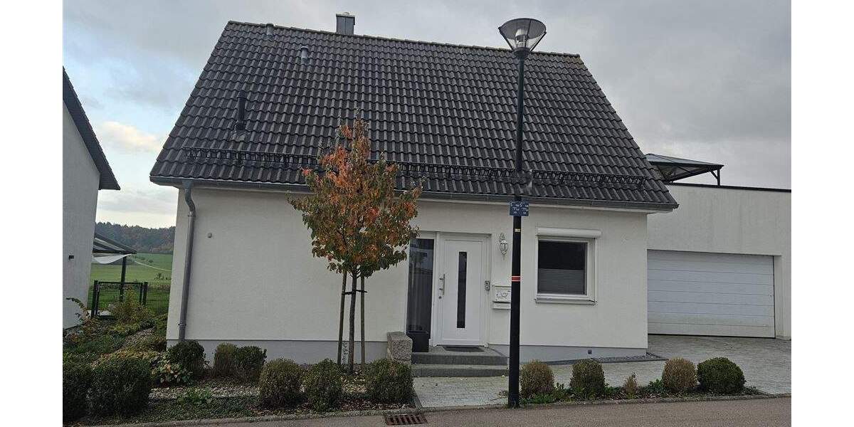 Exklusiver Wohntraum in ruhiger und sonniger Lage in Oggenhausen 4 zimmer