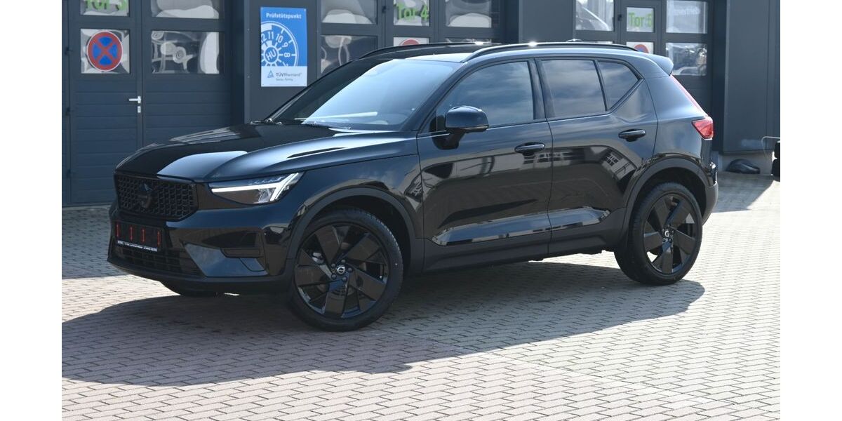 Volvo XC40 2.100 km 45.900 &euro; Jüterbog 14913