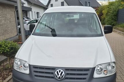 VW Caddy 128.639 km 3.760 &euro; Bielefeld 33739