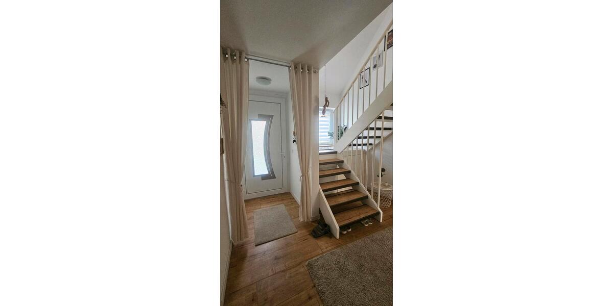 Reihenhaus Osterholz-Scharmbeck Scharmbeck - 6.5 Zimmer, 140 m&sup2;, 380.000&euro; | Angebot:26416056