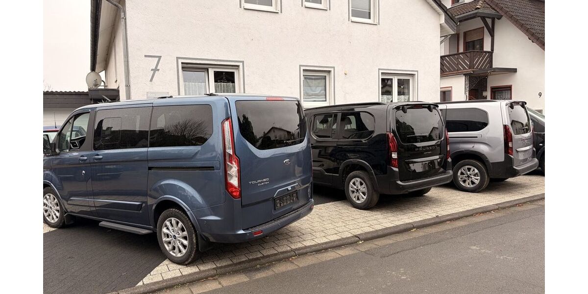 Ford Tourneo Custom 19.890 km 42.888 &euro; Oberbiel bei Wetzlar/Gießen 35606