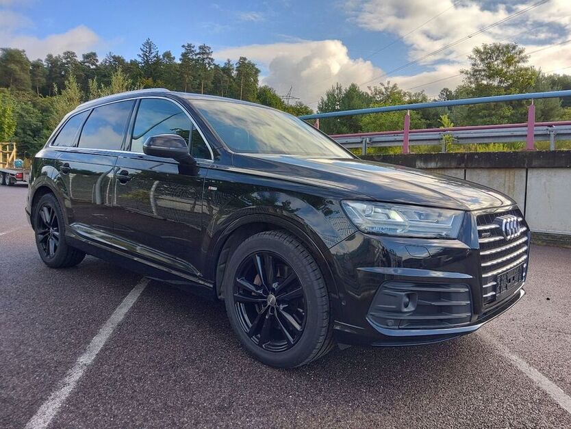 Q7