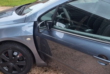 Peugeot 307 CC 128.209 km 4.200 € Oberthal 66649