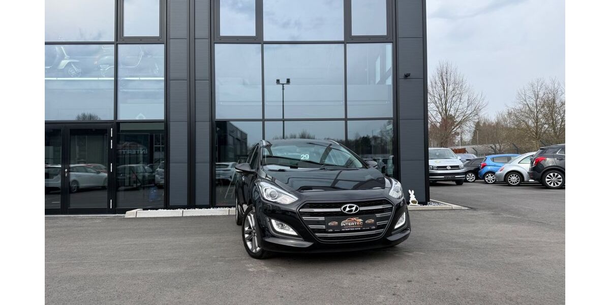Hyundai i30 180.000 km 8.350 &euro; Rotenburg 27356