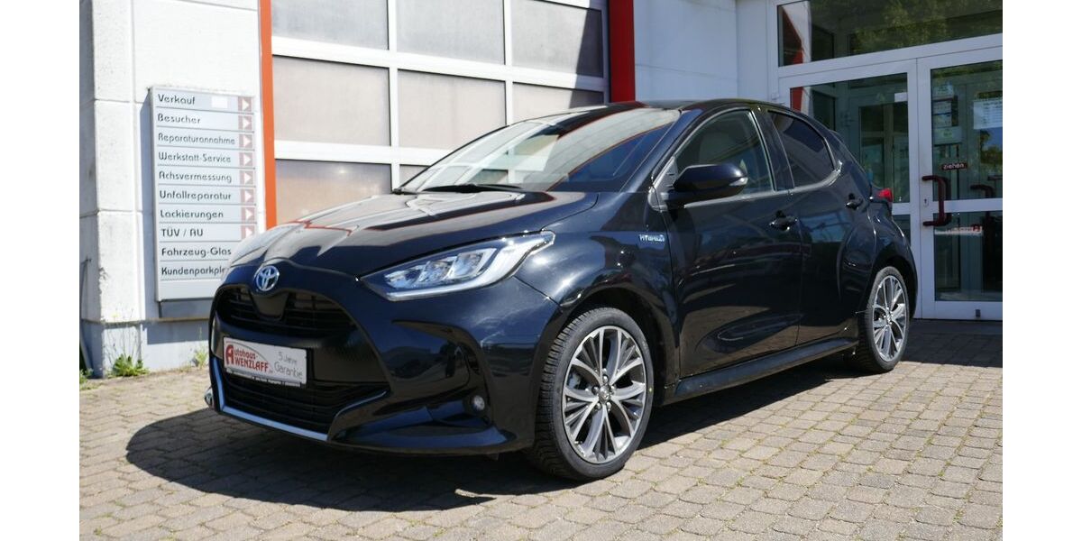 Toyota Yaris 20.331 km 19.900 &euro; Dahlwitz Hoppegarten 15366