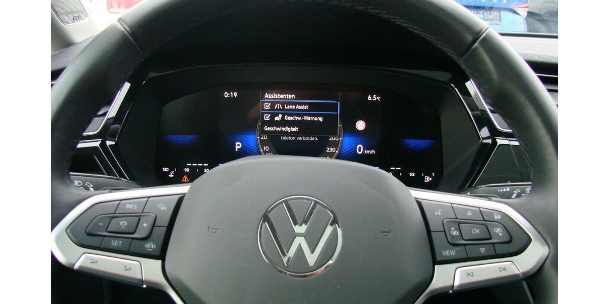 VW Touran 1,5TSI Comfortline ACC AHK PANO SHZ 7Sitz D 16.891 km 33.980 &euro; Falkensee 14612