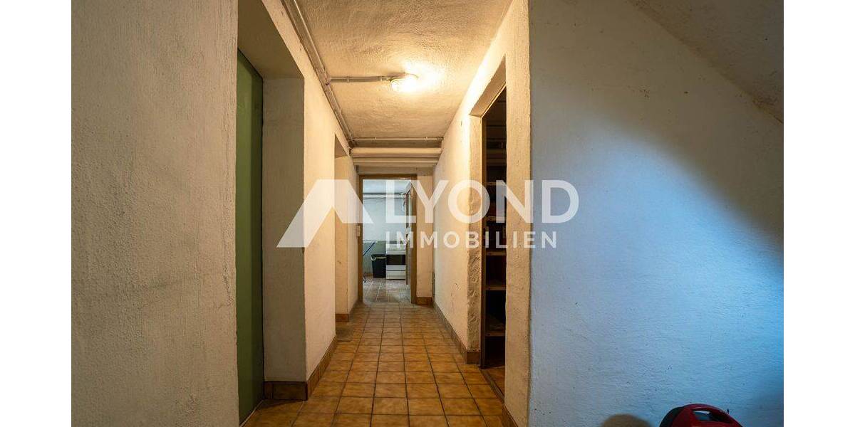 Mehrfamilienhaus, Wohnhaus Neu-Ulm / Ludwigsfeld Ludwigsfeld - 8 Zimmer, 160 m&sup2;, 618.000&euro; | Angebot:26833293
