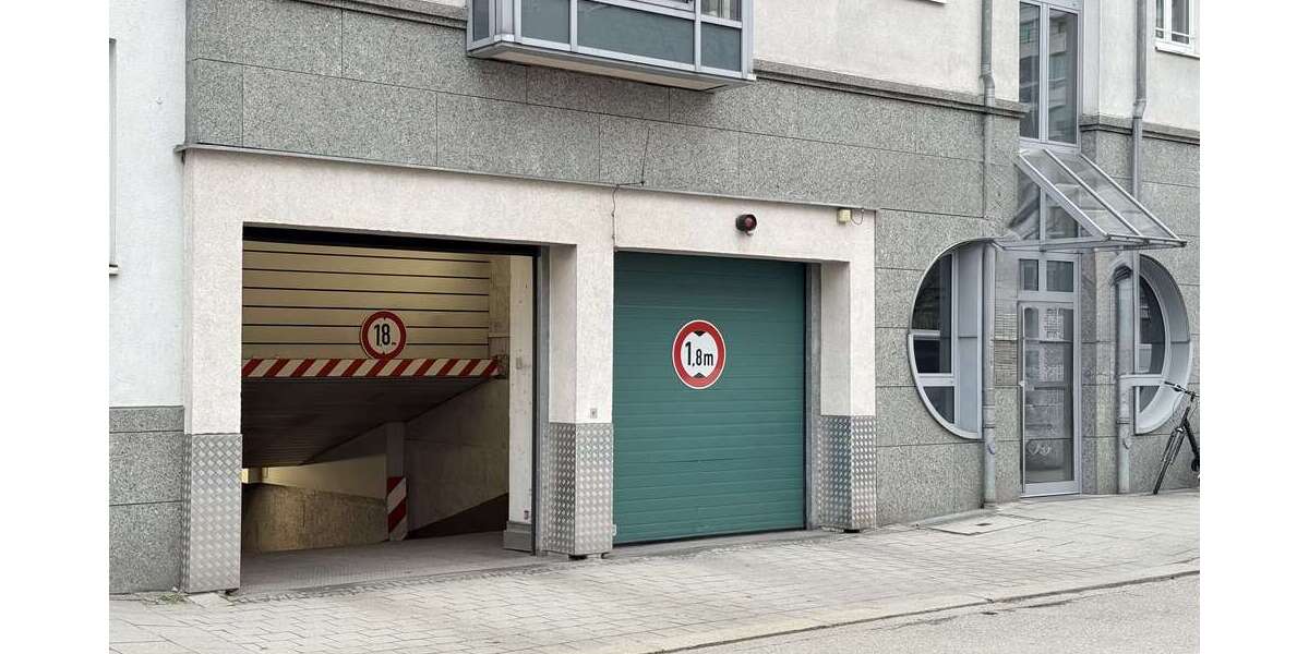 Garagen / Stellplätze München Ackermannbogen - 22.000&euro; | Angebot:26134284