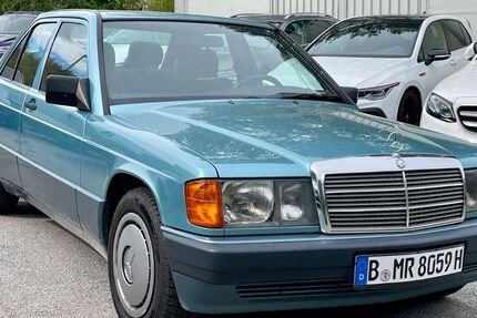 Mercedes-Benz 190 157.000 km 5.900 &euro; Berlin 12683