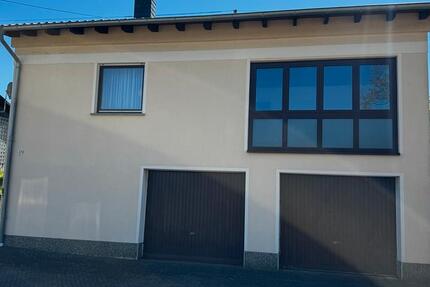 Haus Eppelborn - 10 Zimmer, 180 m&sup2;, 289.000&euro; | Angebot:26302504