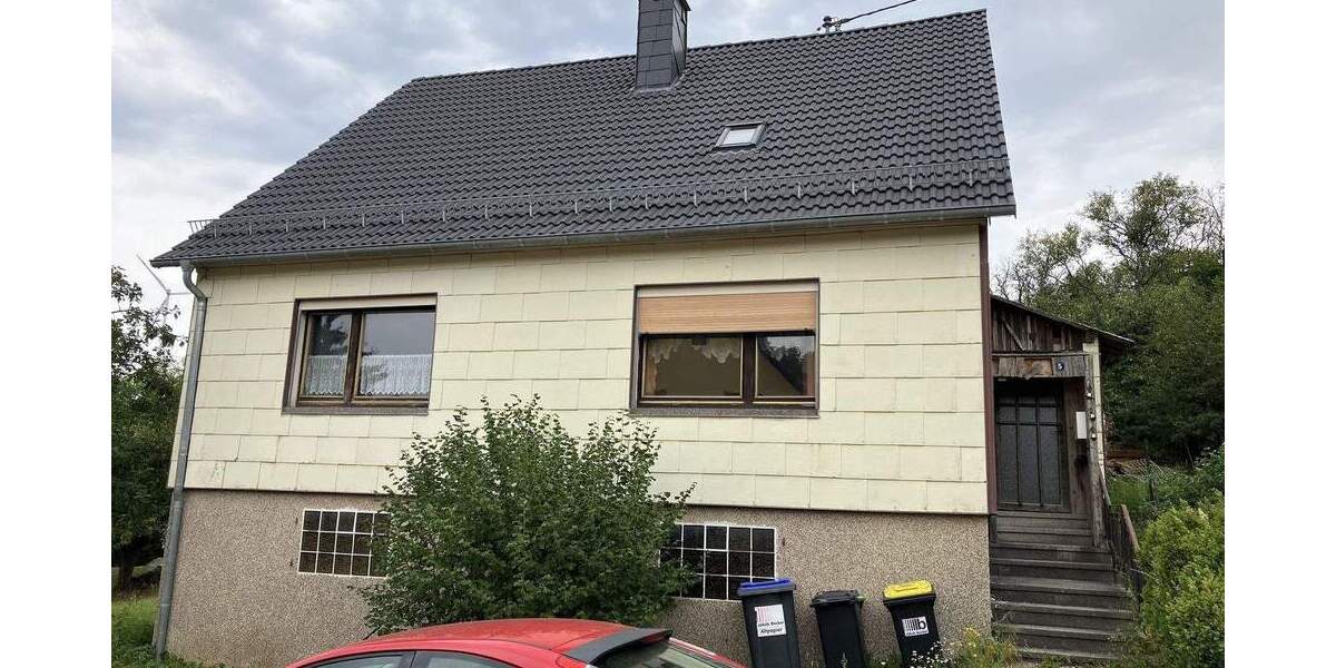 Einfamilienhaus Freisen Eitzweiler - 7 Zimmer, 143 m&sup2;, 108.000&euro; | Angebot:25677850