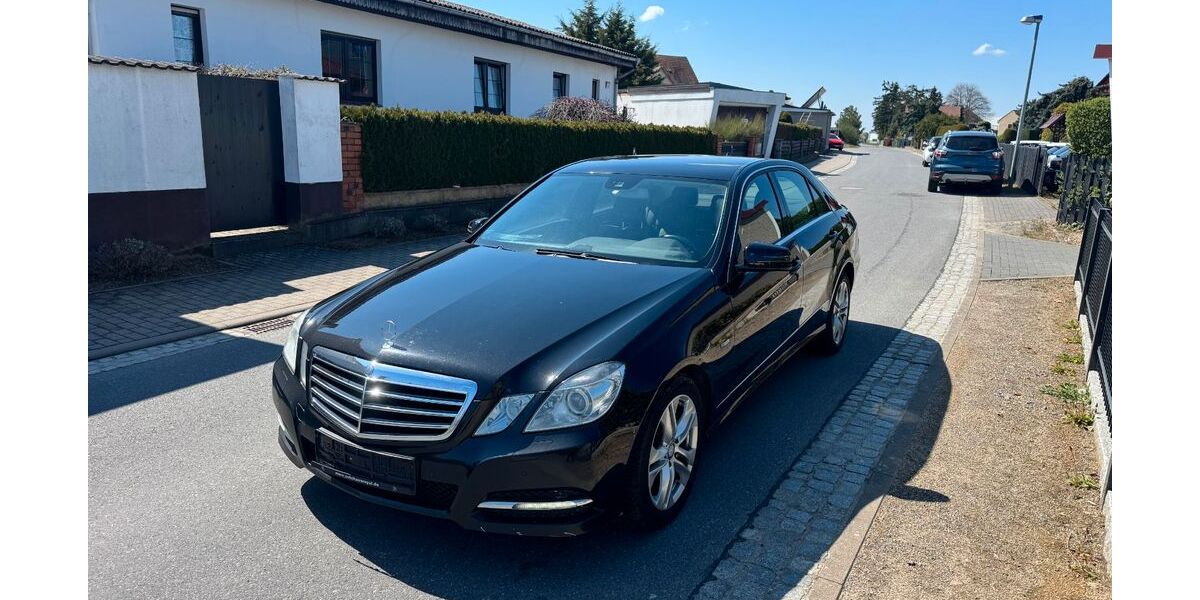 Mercedes-Benz E 250 160.000 km 8.900 &euro; Dahme/mark 15936