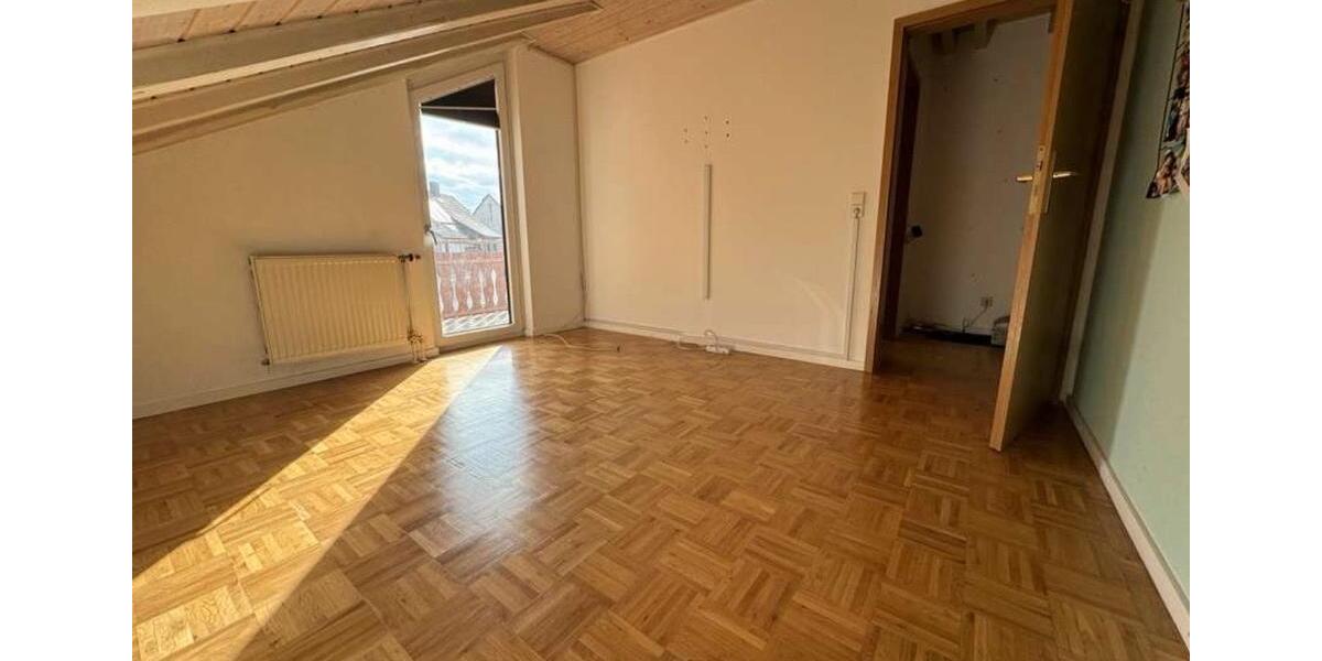 Dachgeschoßwohnung Grafenau - 3 Zimmer, 77 m&sup2;, 925&euro; | Angebot:26661643