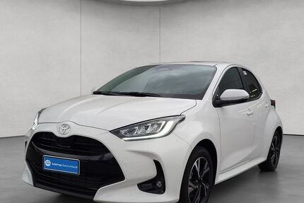 Toyota Yaris 10.452 km 21.750 &euro; Karlsruhe 76227