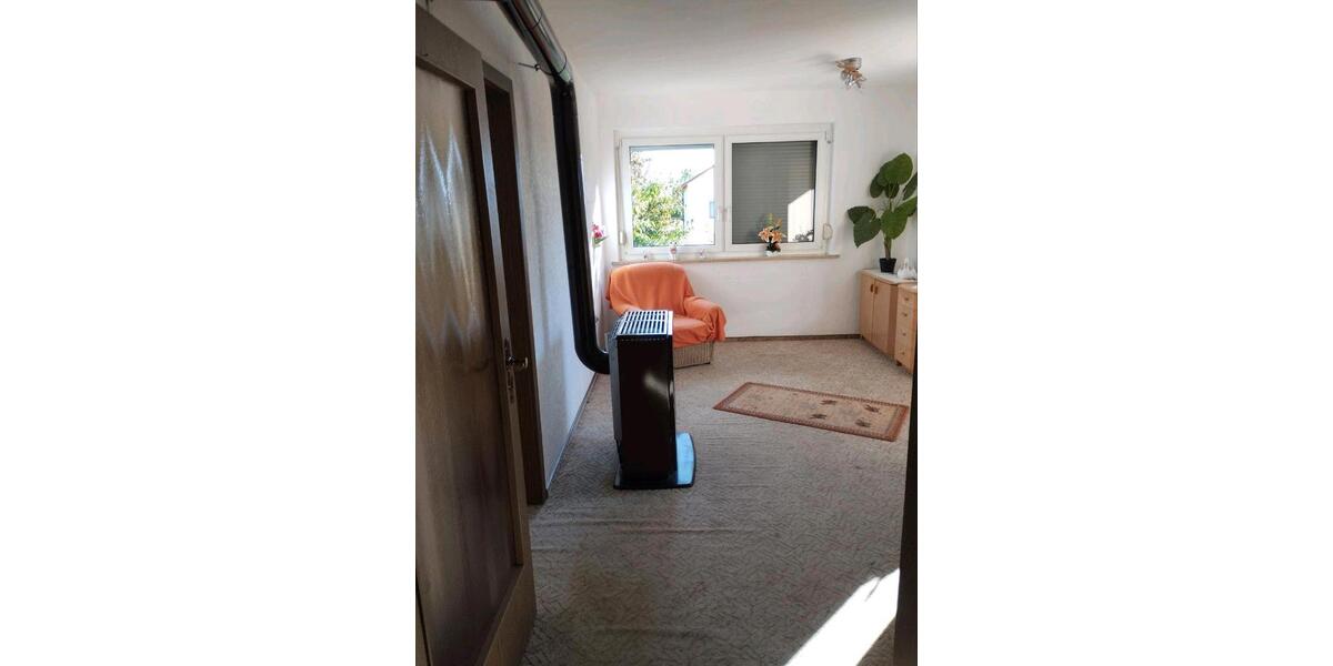 Einfamilienhaus Seubersdorf in der Oberpfalz - 6 Zimmer, 140 m&sup2;, 240.000&euro; | Angebot:26960649