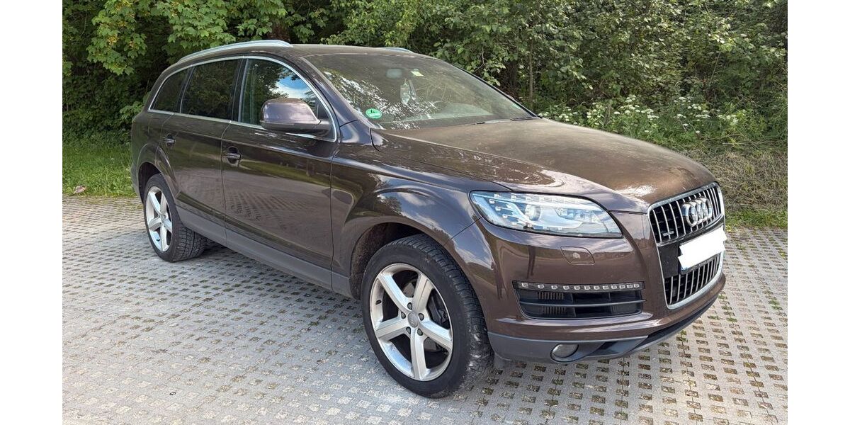 Audi Q7 297.000 km 7.990 &euro; München 81673