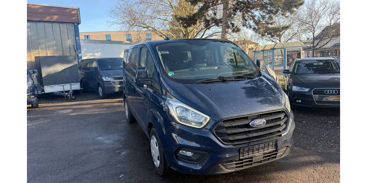 Ford Transit Custom 176.200 km 17.990 &euro; Sindelfingen 71065