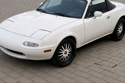Mazda MX-5 169.000 km 8.500 &euro; karlsruhe 76189