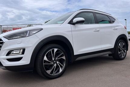 Hyundai TUCSON 104.000 km 17.200 &euro; Saarburg 54439