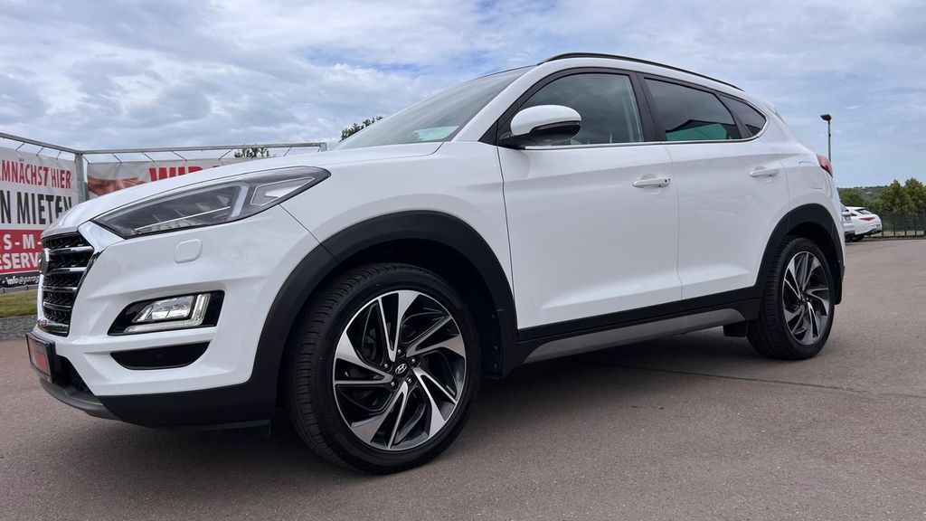 Hyundai TUCSON 104.000 km 17.200 &euro; Saarburg 54439