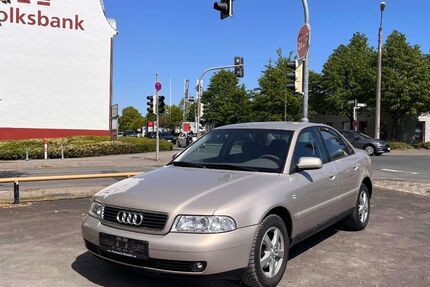 Audi A4 194.000 km 3.490 &euro; Herford 32049