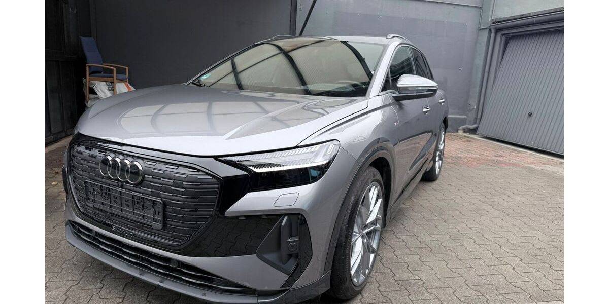 Audi Q4 e-tron 33.146 km 36.500 &euro; Mülheim an der Ruhr 45468