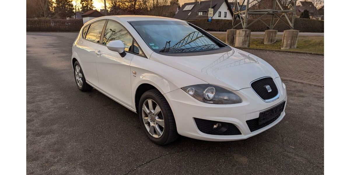 Seat Leon 156.000 km 2.690 &euro; Kötz 89359