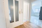 Dachgeschoßwohnung Stuttgart Bad Cannstatt - 3 Zimmer, 75 m&sup2;, 1.200&euro; | Angebot:26355327