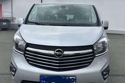 Opel Vivaro 110.486 km 19.000 &euro; Regensburg 93055