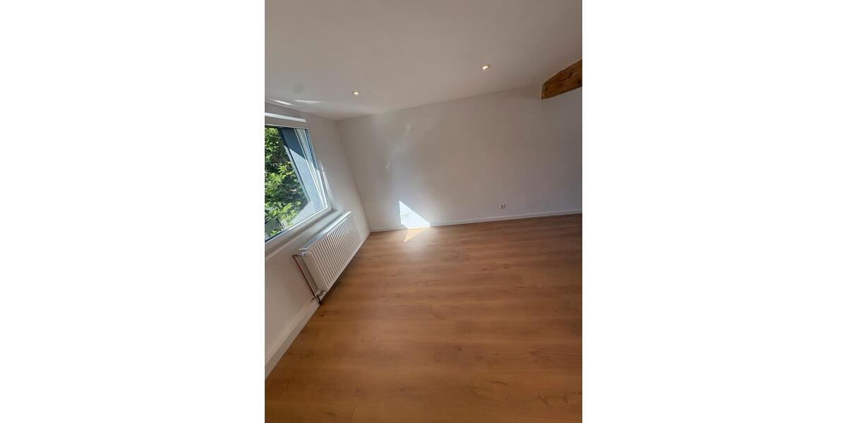 Doppelhaushälfte Wuppertal Cronenberg - 3 Zimmer, 97 m&sup2;, 349.000&euro; | Angebot:27162183