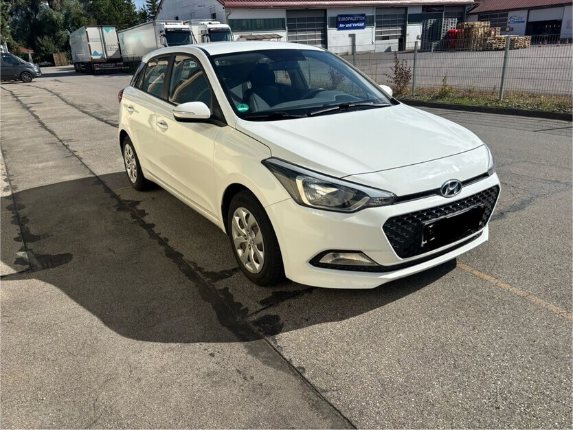 i20