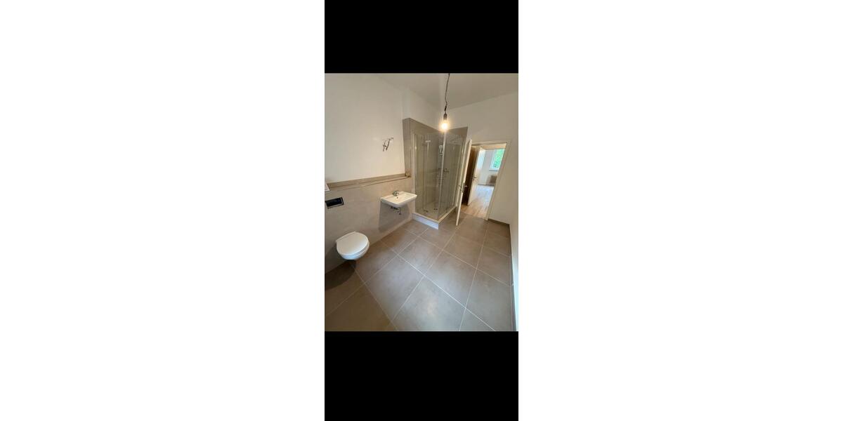 2ZKB Erstbezug Kernsaniert Erdgeschoss im Stadtzentrum 2 zimmer