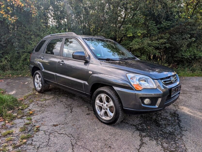 Kia Sportage 175.000 km 4.900 € Bad Schwalbach 65307