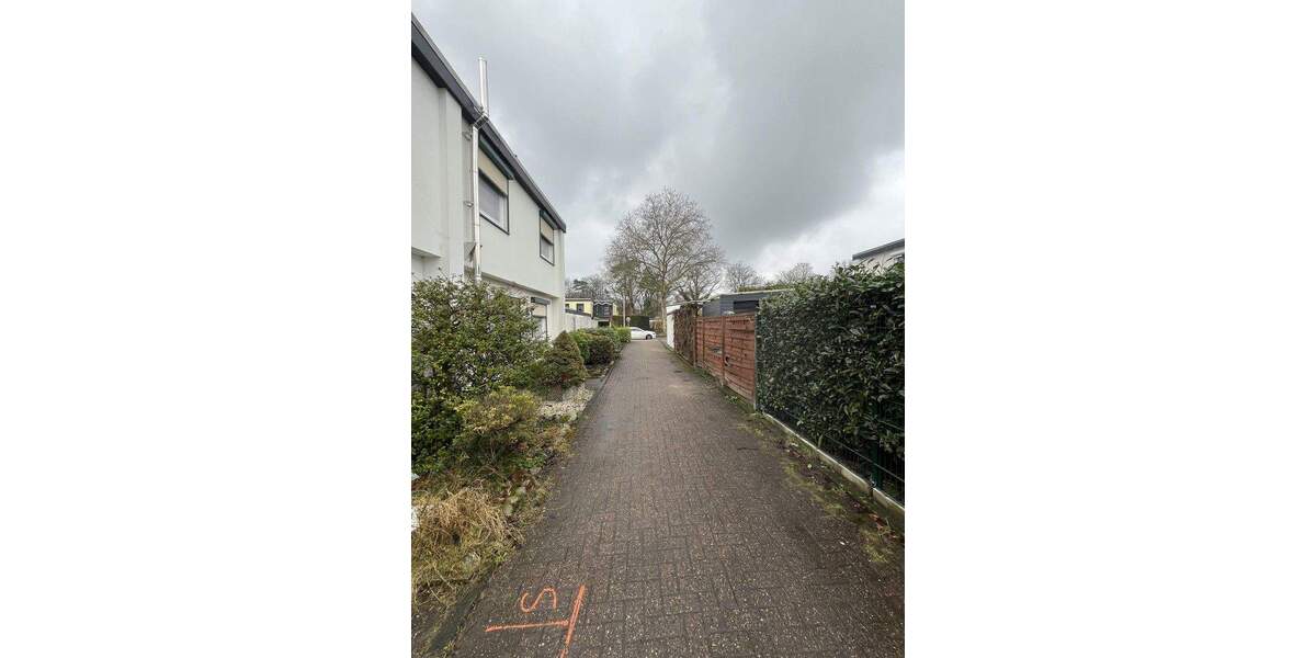 Reihenmittelhaus Delmenhorst Hasport/Annenheide - 5 Zimmer, 146 m&sup2;, 299.000&euro; | Angebot:25752271