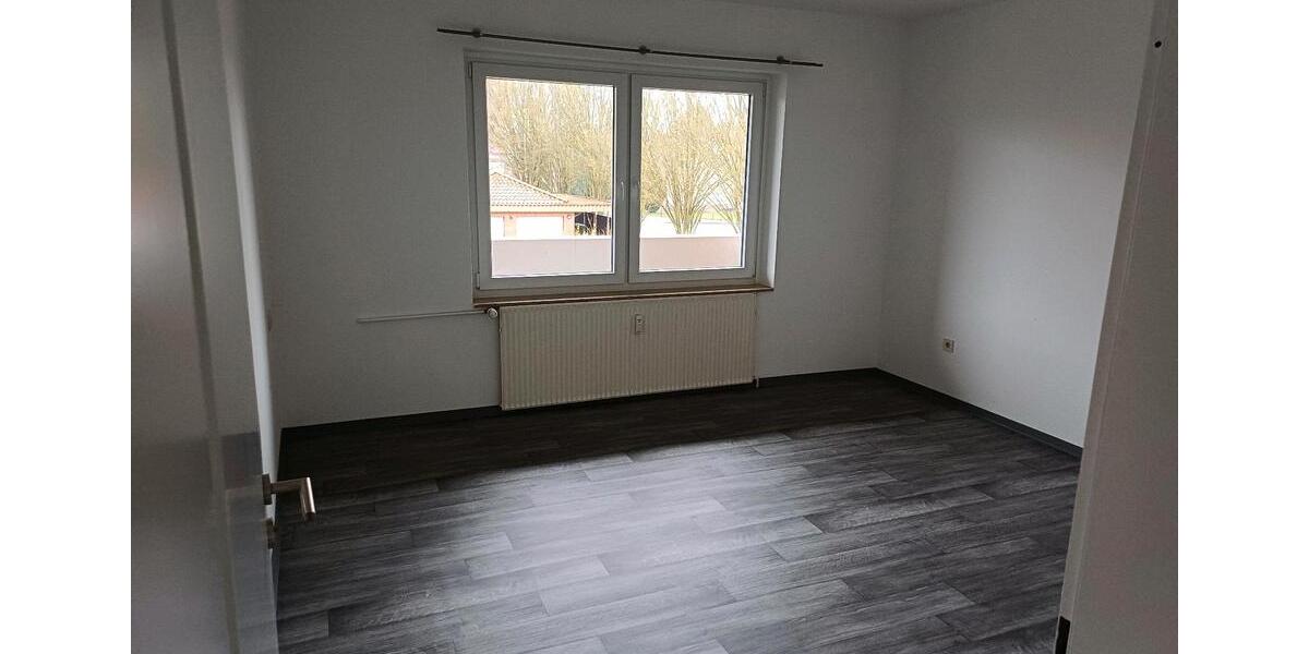 Etagenwohnung Nienburg (Weser) - 4 Zimmer, 88 m&sup2;, 930&euro; | Angebot:25588607