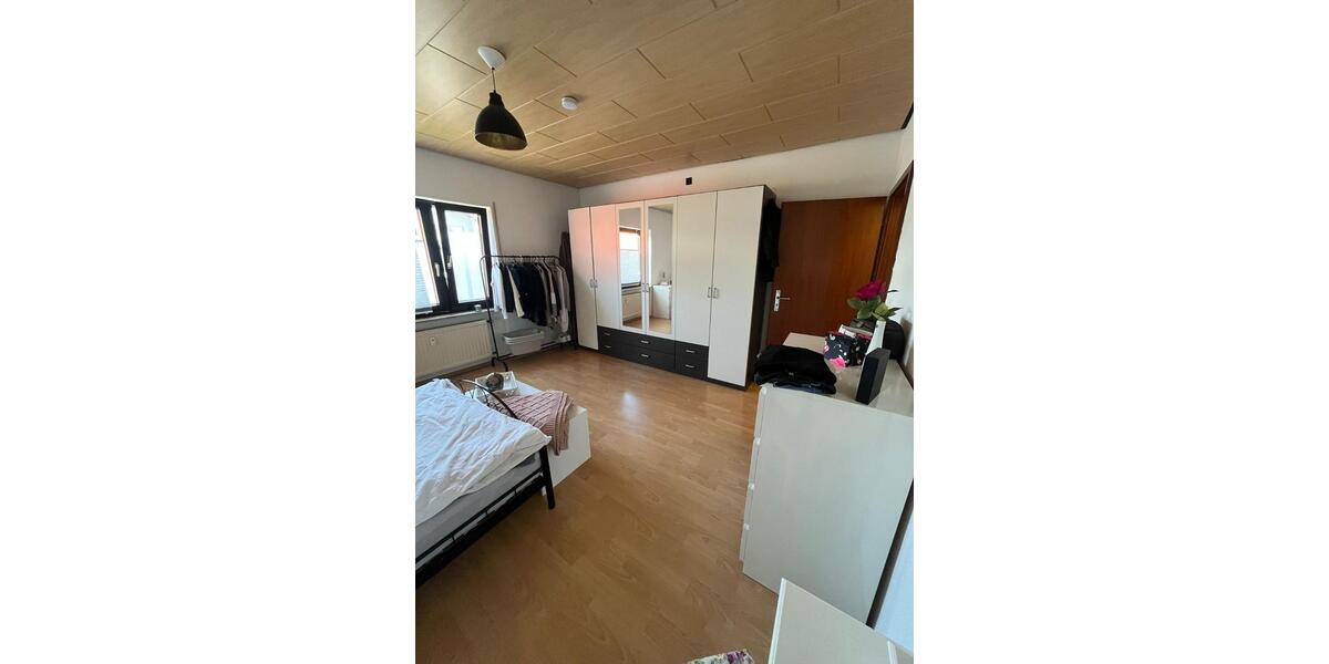 Erdgeschoßwohnung Heusweiler - 3 Zimmer, 91 m&sup2;, 650&euro; | Angebot:25390400
