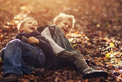 Zwei Wohnbereiche - eine Adresse: Modernes Familienleben unter geteilter Privatsphäre. 6 zimmer