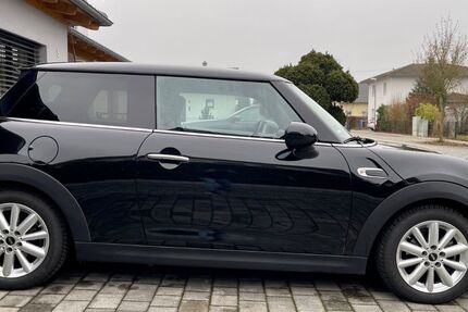 Mini ONE 38.000 km 13.499 &euro; Rain 94369