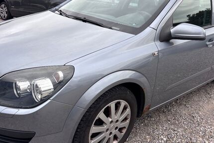 Opel Astra 148.000 km 999 € Garching bei München 85748
