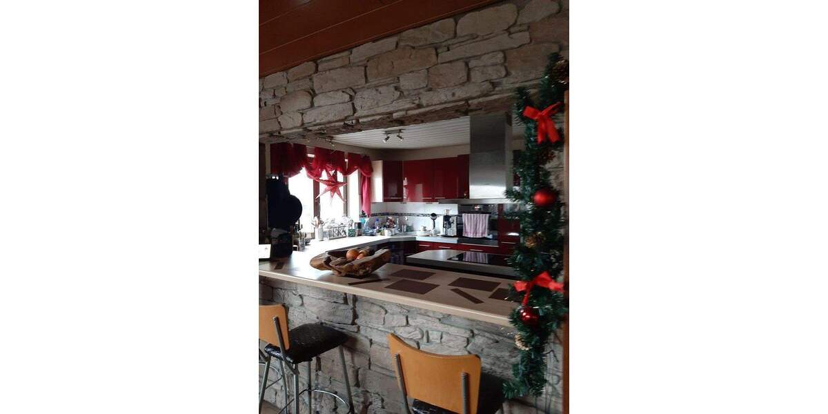 Einfamilienhaus Raunheim - 8 Zimmer, 270 m&sup2;, 670.000&euro; | Angebot:25751160