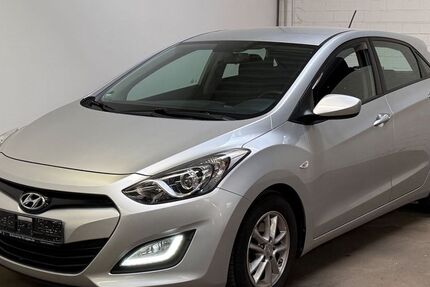 Hyundai i30 107.595 km 9.500 &euro; Ibbenbüren 49477