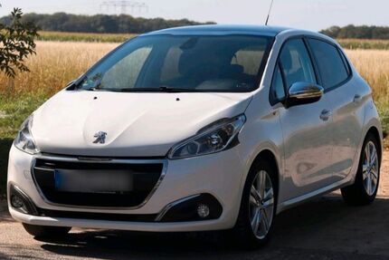 Peugeot 208 138.100 km 4.700 &euro; Berlin 12557