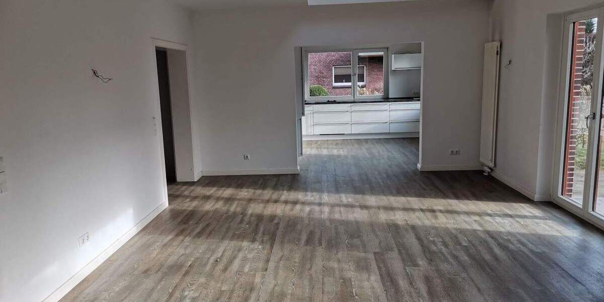 Einfamilienhaus Buxtehude - 5 Zimmer, 180 m&sup2;, 2.200&euro; | Angebot:25800824