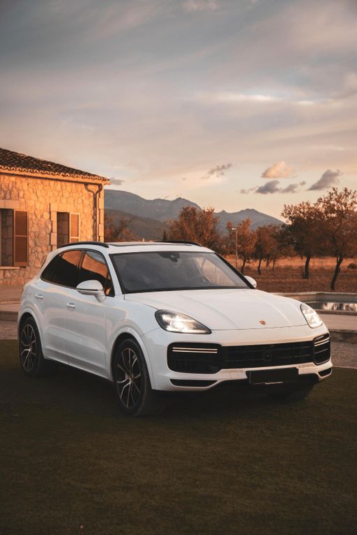 Porsche Cayenne 169.500 km 61.000 € Lemgo 32657