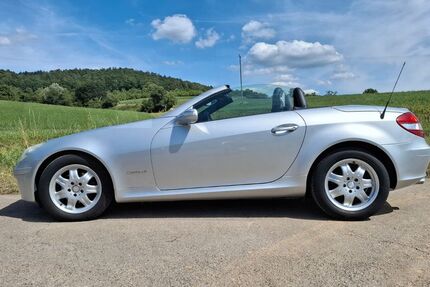 Mercedes-Benz SLK 200 48.500 km 12.800 € Beilstein 71717