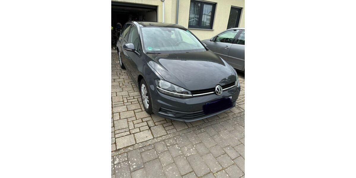 VW Golf 159.000 km 9.900 &euro; Rosbach 61191