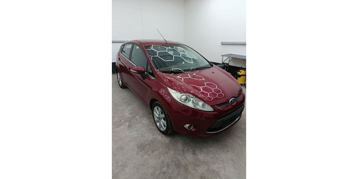 Ford Fiesta 166.314 km 3.500 &euro; Fürstenfeldbruck 82256