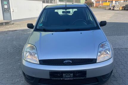 Ford Fiesta 97.500 km 1.950 € Uhingen 73066