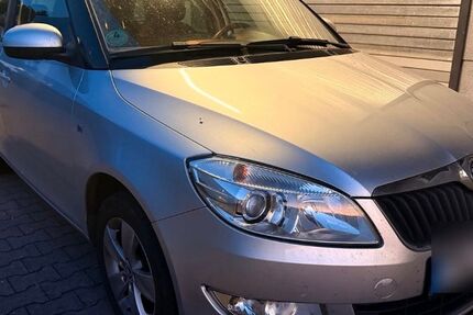 Skoda Fabia 208.000 km 2.950 &euro; Frankfurt 60486