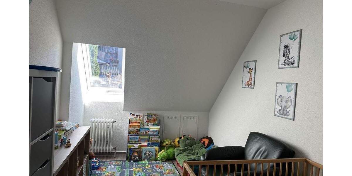 Etagenwohnung Vogtsburg im Kaiserstuhl Oberrotweil - 5 Zimmer, 157 m&sup2;, 1.390&euro; | Angebot:26154125